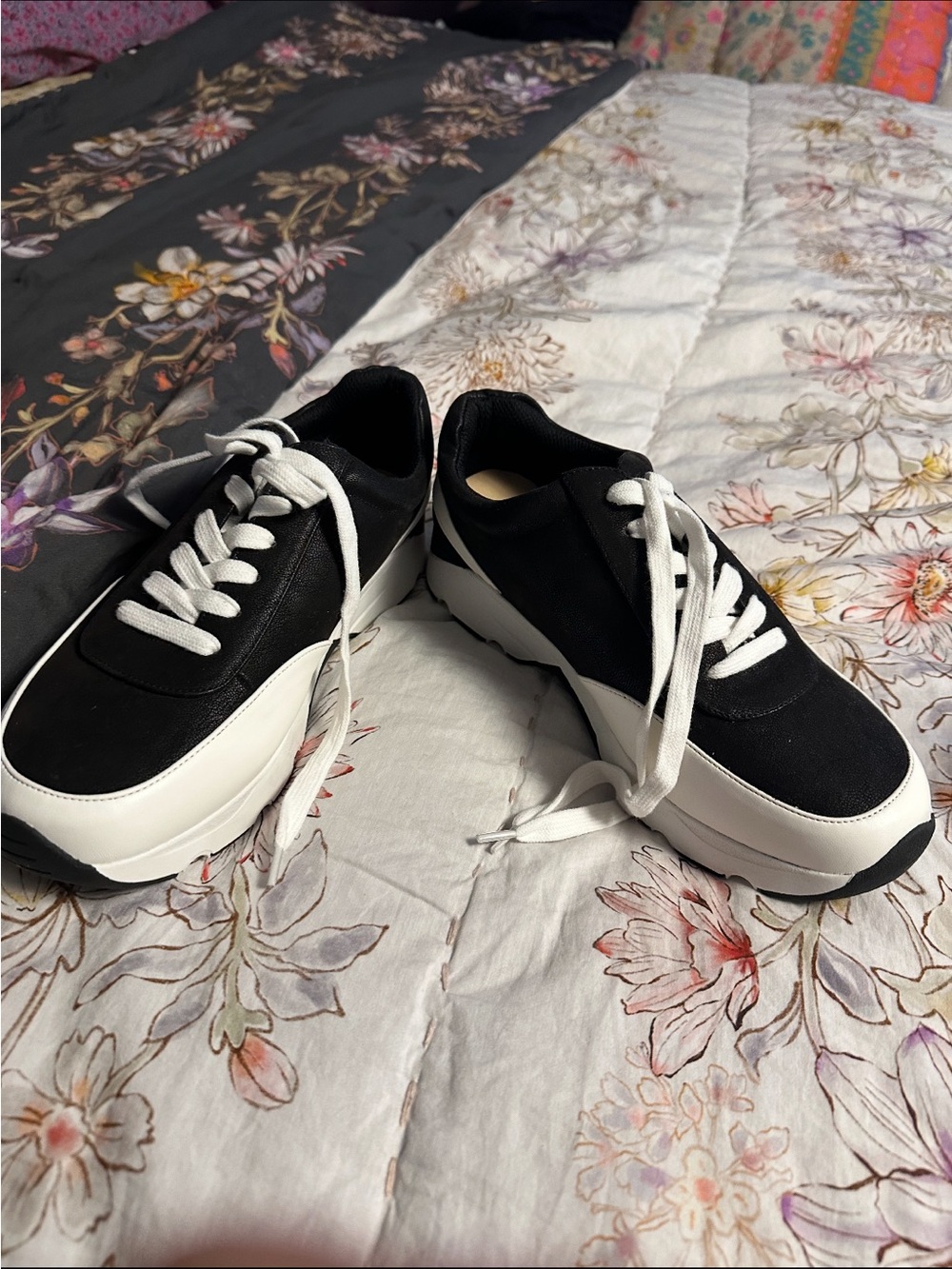 LOFT Black and White Women's Platform Lace-Up Sneakers